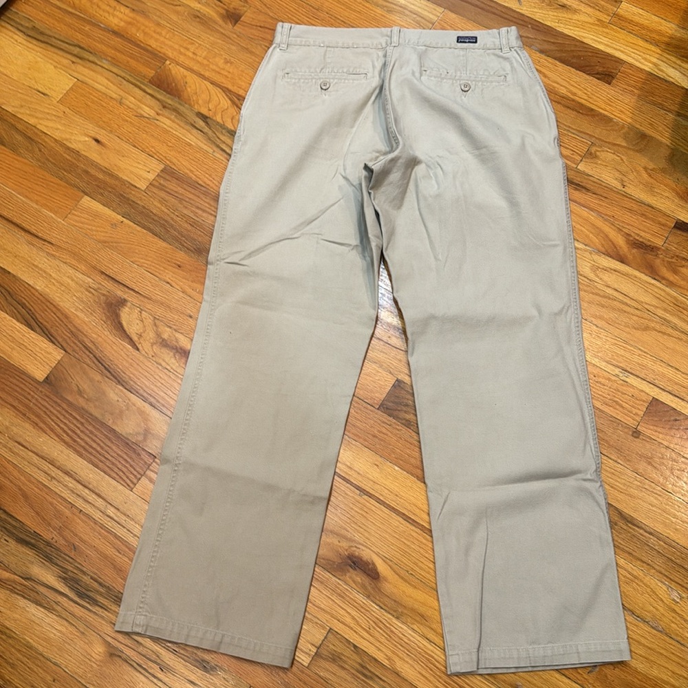 COmfy pair of Men’s casual pants - Picture 5 of 9